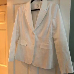 1901 white stretch cotton twill blazer. Size 8.